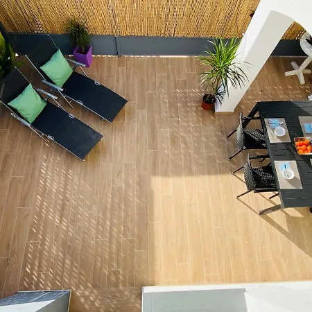 70 M2, Cerca De La Playa, Apto Minusvalidos. Apartment Roses