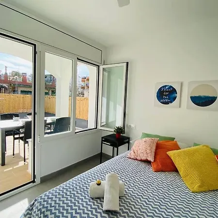 70 M2, Cerca De La Playa, Apto Minusvalidos. Apartment *
