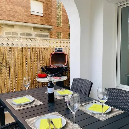 Apartment 70 M2, Cerca De La Playa, Apto Minusvalidos. *